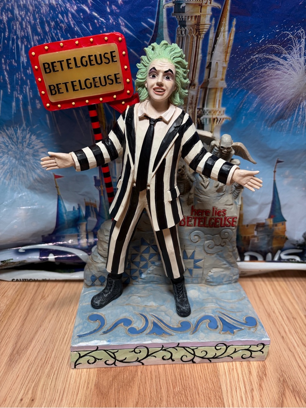 Jim Shore Enesco Beetlejuice LED Sign & Gravesite Figurine New